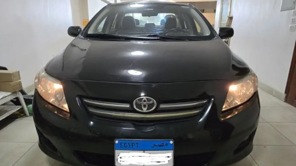 اشتري تويوتا كورولا بـ 450 ألف جنيه