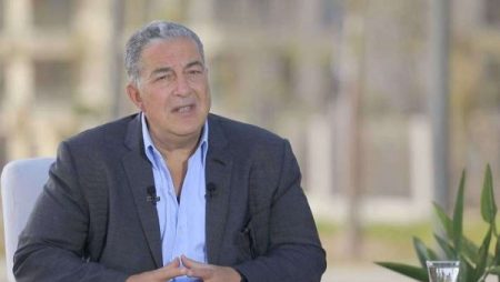 ياسين منصور: «المركزي» سيتجه لخفض أسعار الفائدة خلال 2026 بنسبة تتراوح بين 8 و9%