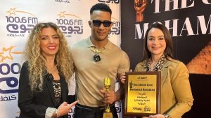 نجوم إف.إم تكرّم محمد رمضان تقديرًا لإسهاماته الفنية والغنائية