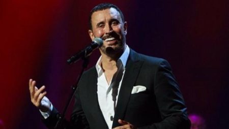 عيد العشاق.. كاظم الساهر يشعل حماس جمهوره في قطر