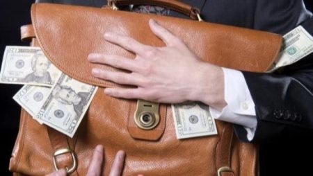 إعفاء وجوبى للراشى ووسيط الرشوة من العقاب في هذه الحالة بالقانون