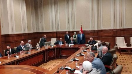 صحة الشيوخ تناقش إنشاء مستشفى عام جديد .. صور