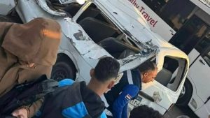 انقاذ 6 أطفال والبحث عن مفقود في حادث انقلاب سيارة ربع نقل بالإسكندرية