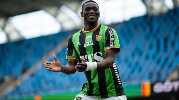 بعد عودته لطاولة المفاوضات .. من هو ابراهيم دياباتى المرشح للانتقال الى الأهلي