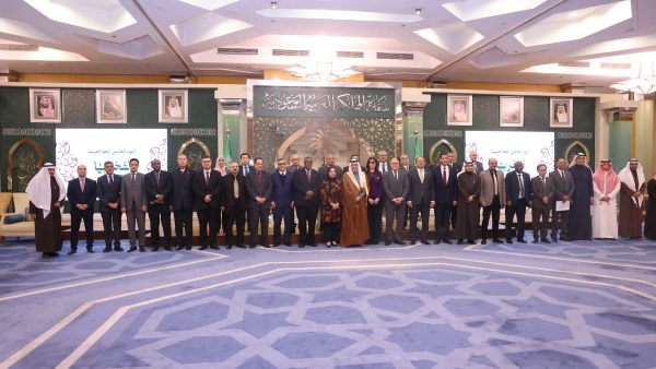 بدعوة من السفير السعودي بالقاهرة.. رئيس جامعة سوهاج يشهد احتفالية اليوم العالمي للغة العربية |صور