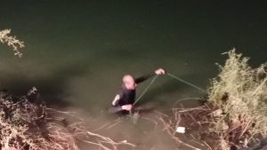 بالأسماء.. انتشال 6 ضحايا من السيارة الغارقة بترعة الكلابية في قنا