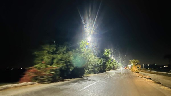 استجابة لشكاوى المواطنين.. محافظ قنا يوجه بإضاءة الطريق الزراعي قنا-الأقصر