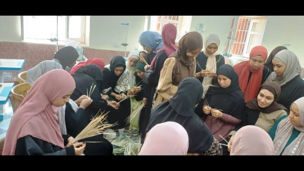 قومي المرأة بأسوان.. انطلاق 18 ورشة تدريبية جديدة لتمكين المرأة اقتصاديا