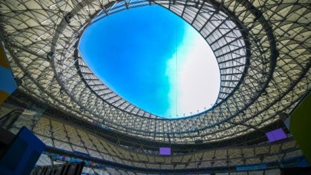 577177 ألف متفرج في كأس العرب.. و80 ألفا يستعدون لموقعة السعودية والمغرب