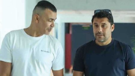 أحمد حسن: استبعاد لاعبي المنتخب الأول كان حتميًا.. ولست راضيًا عن الأداء بكأس العرب