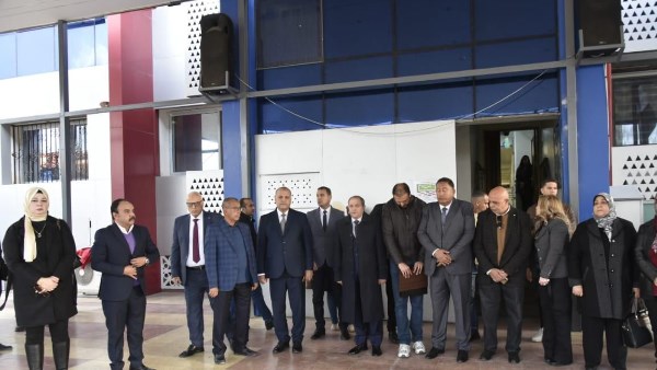 محافظ بورسعيد يقدم العزاء لأسرة السباح يوسف محمد ويوجه بمتابعة التحقيقات المتعلقة بالحادث محافظ بورسعيد يقدم العزاء لأسرة السباح يوسف محمد ويوجه بمتابعة التحقيقات المتعلقة بالحادث