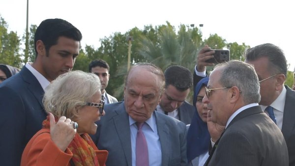 محافظ بورسعيد والسفيرة فايزة أبو النجا يتفقدان أعمال تطوير المرحلة الأولى لكورنيش بورسعيد