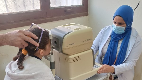 جامعة بنها تنظم قافلة طبية بمدرسة كفر عامر ورضوان الابتدائية المشتركة بكفر شكر