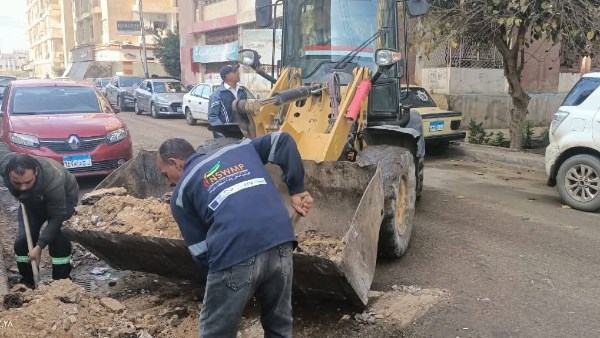تكثيف حملات النظافة والتجميل في حي شرق كفر الشيخ .. صور