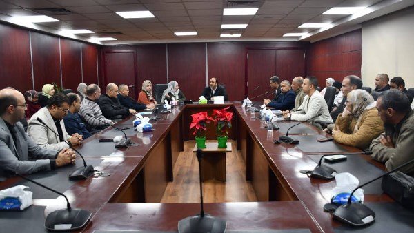 رئيس مياه الشرب بالجيزة: دعم كامل لمنظومة المعامل والجودة والرقابة لضمان كفاءة الخدمات