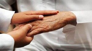 ما حكم من يتسبب في قطيعة صلة الرحم؟.. أمين الإفتاء: كبيرة من الكبائر