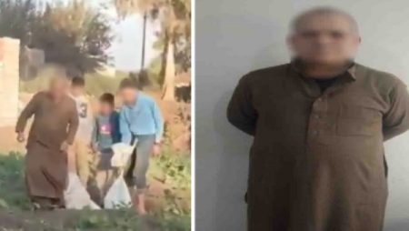 مزارع يجمع الكلاب الضالة داخل أجولة ويعتدى عليها .. الداخلية تكشف حقيقة الفيديو المتداول