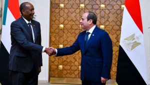 البرهان بعد عودته إلى السودان: شكرا لمصر ولـ الرئيس السيسي