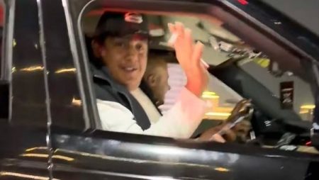 على الأسفلت.. أول تعليق من حمو بيكا بعد خروجه من السجن