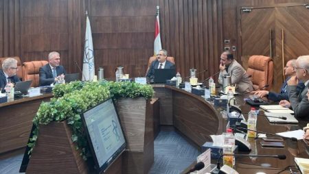 رئيس مؤسسة الدعم الفني التشيكي يشيد بما حققته هيئة الرقابة النووية من نجاحات