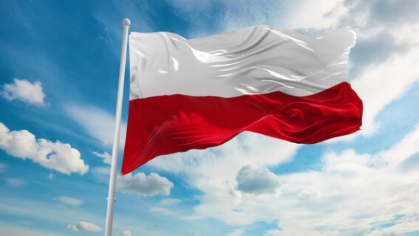 بولندا .. إغلاق مطاري ريشيشوف ولوبلين مؤقتا