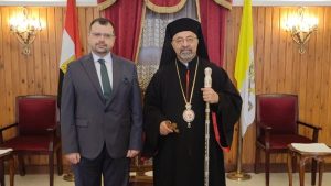 البطريرك الأنبا إبراهيم إسحق يستقبل سهيل لاوند الأكاديمي المتخصص في تاريخ المسيحية الباكرة