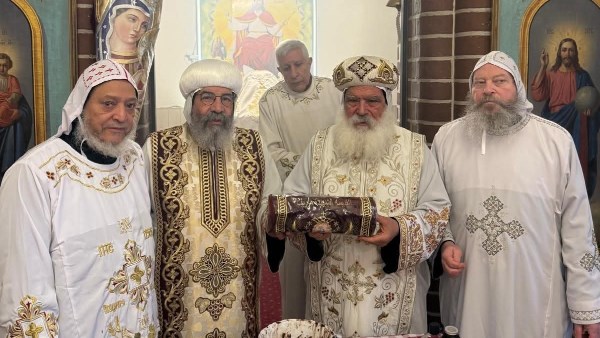 مراسم سيامة دياكون جديد بكنيسة القديسين الأنبا أنطونيوس والأنبا شنودة في برلين مراسم سيامة دياكون جديد بكنيسة القديسين الأنبا أنطونيوس والأنبا شنودة في برلين