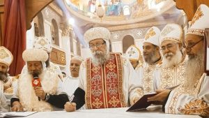 الأنبا إيلاريون يدشن كنيسة “أبسخيرون القليني” بالنوبارية | صور