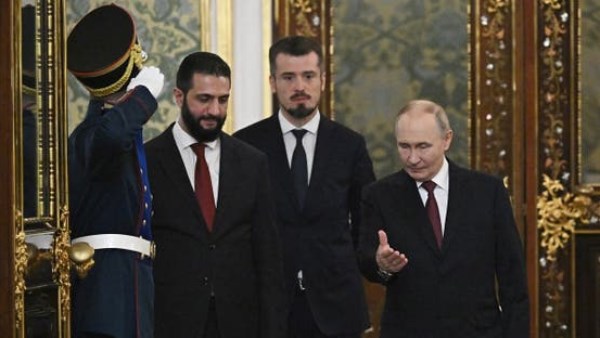 بوتين يلتقي وزيري خارجية ودفاع سوريا في موسكو لبحث التعاون العسكري