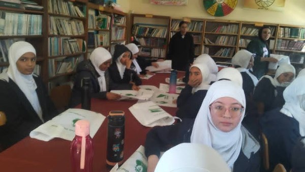 انطلاق حملة «لا للبلاستيك أحادي الاستخدام» من مدرسة سفاجا الثانوية بنات