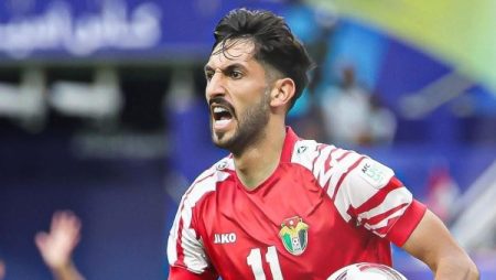 شقيق يزن النعيمات يوجه له رسالة بعد إصابته فى مباراة العراق بكأس العرب