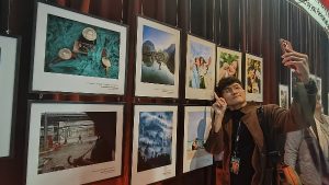 صور تهمس وأضواء تعترف.. تفاصيل أكبر معرض صور للمحمول