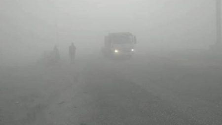 الأرصاد: طقس شديد البرودة صباحًا وليلاً.. وشبورة كثيفة وأمطار على بعض المناطق