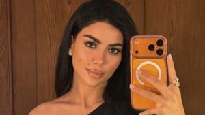 كارولين عزمي تستعرض جمالها على إنستجرام| شاهد