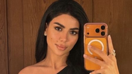 كارولين عزمي تستعرض جمالها على إنستجرام| شاهد