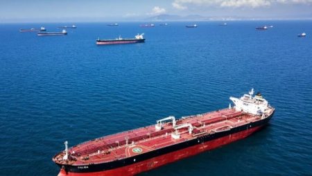 الاتحاد الأوروبي يعلن إجراءات جديدة بشأن “أسطول الظل” الروسي