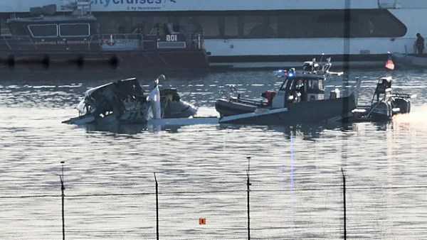 اعتراف رسمي أمريكي بمسئولية الجيش عن كارثة جوية دامية