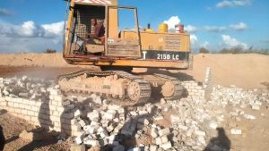 إزالة 15 حالة تعد على الزراعات وبناء مخالف وتغيرات مكانية فى المهد بالغربية