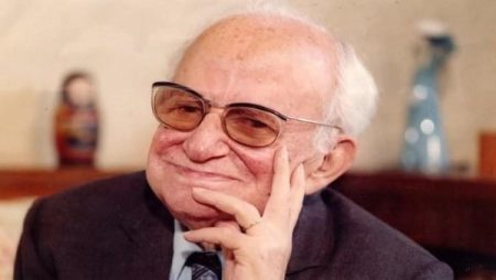 ذكرى رحيل يحيى حقي .. أيقونة الأدب العربي التي لا تغيب