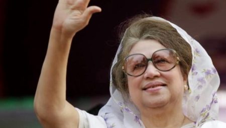 قادة باكستان يعزون بنجلاديش في وفاة رئيسة الوزراء السابقة خالدة ضياء