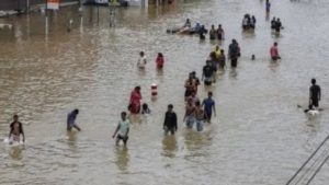 خسائر بشرية وتعطيل الحياة اليومية.. طقس عاصف يضرب عدة دول عربية