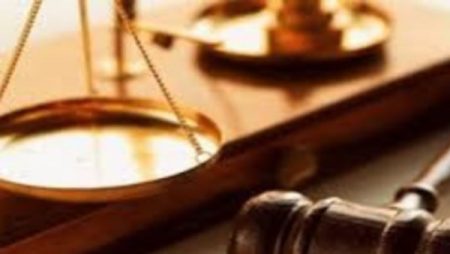 بدون ترخيص.. قرار بشأن المسئولين عن 27 شركة سياحية