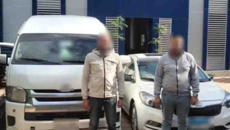 عرضا حياة المواطنين للخطر .. القبض على قائدى سيارتين بالبحيرة