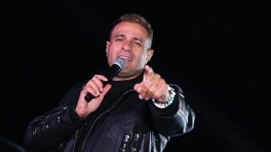 الحكم على المتهمة بسب وقذف الفنان محمد نور.. الأربعاء