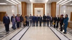 مركز الإصلاح والتأهيل العاشر من رمضان يستقبل وفداً من السفراء والدبلوماسيين الأجانب .. صور