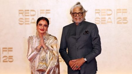 ريخا تتألق على السجادة الحمراء في مهرجان البحر الأحمر السينمائي