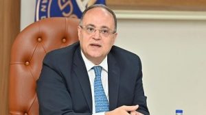 رئيس هيئة الدواء يبحث تعزيز التعاون في مجال التكنولوجيا الطبية