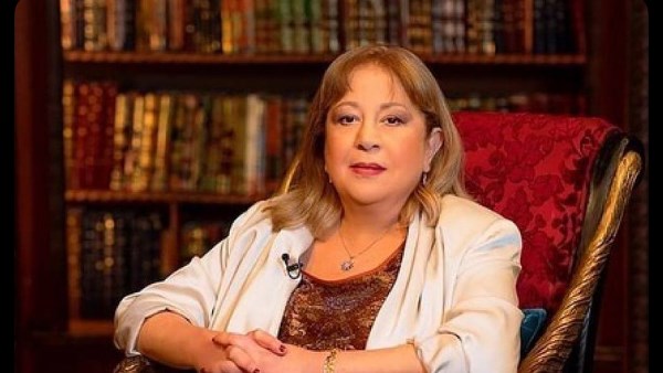 رحلت بهدوء يشبهها.. وفاء الكيلاني تنعى سمية الألفي بكلمات مؤثرة