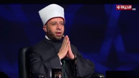 وزير الأوقاف: الشيخ محمود علي البنا أحد أبرز شموس سماء دولة التلاوة