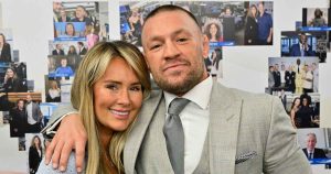 كونور مكجريجور يتزوج من خطيبته دي ديفلين في الفاتيكان: “يوم خاص بشكل لا يصدق” (حصريًا)